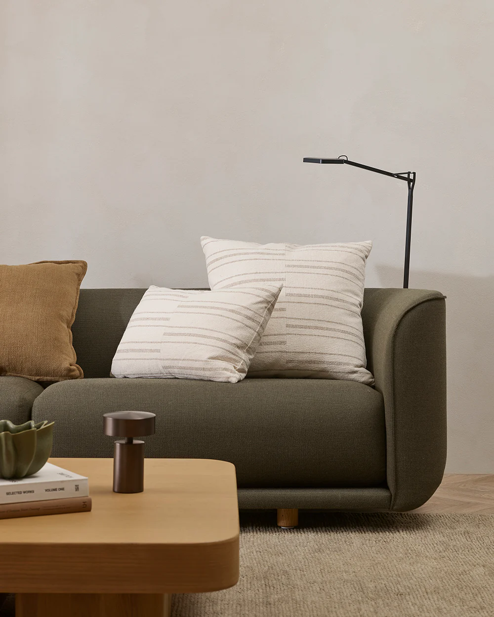 Duke Ecru Cushion - Image 4