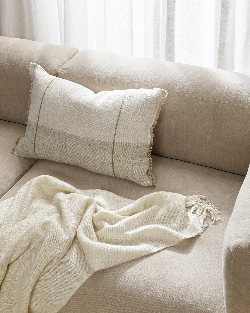 Richmond Ecru Throw - Image 3