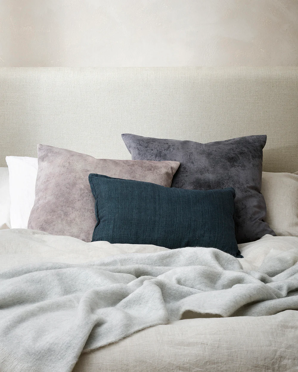 Theo Trout Large Cushion - Image 8